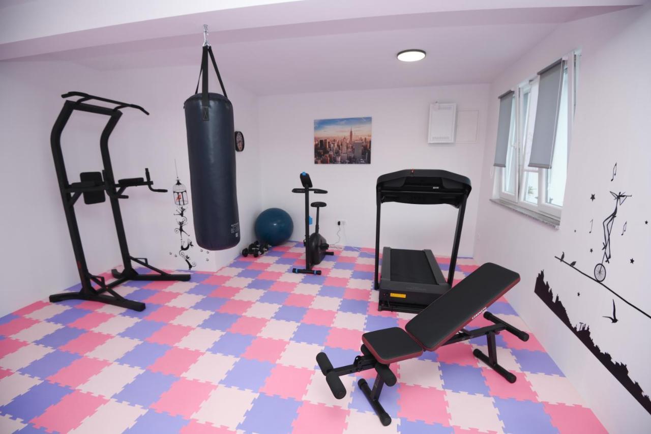 Apartments Lidija - Sea View Apartment With Exclusive Right Of Using Hot Tub Or Split Level Apartment With Exclusive Right Of Using Pool Podstrana Exterior foto