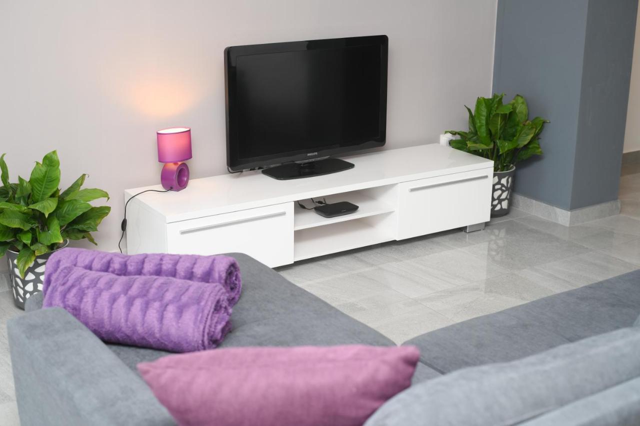 Apartments Lidija - Sea View Apartment With Exclusive Right Of Using Hot Tub Or Split Level Apartment With Exclusive Right Of Using Pool Podstrana Exterior foto
